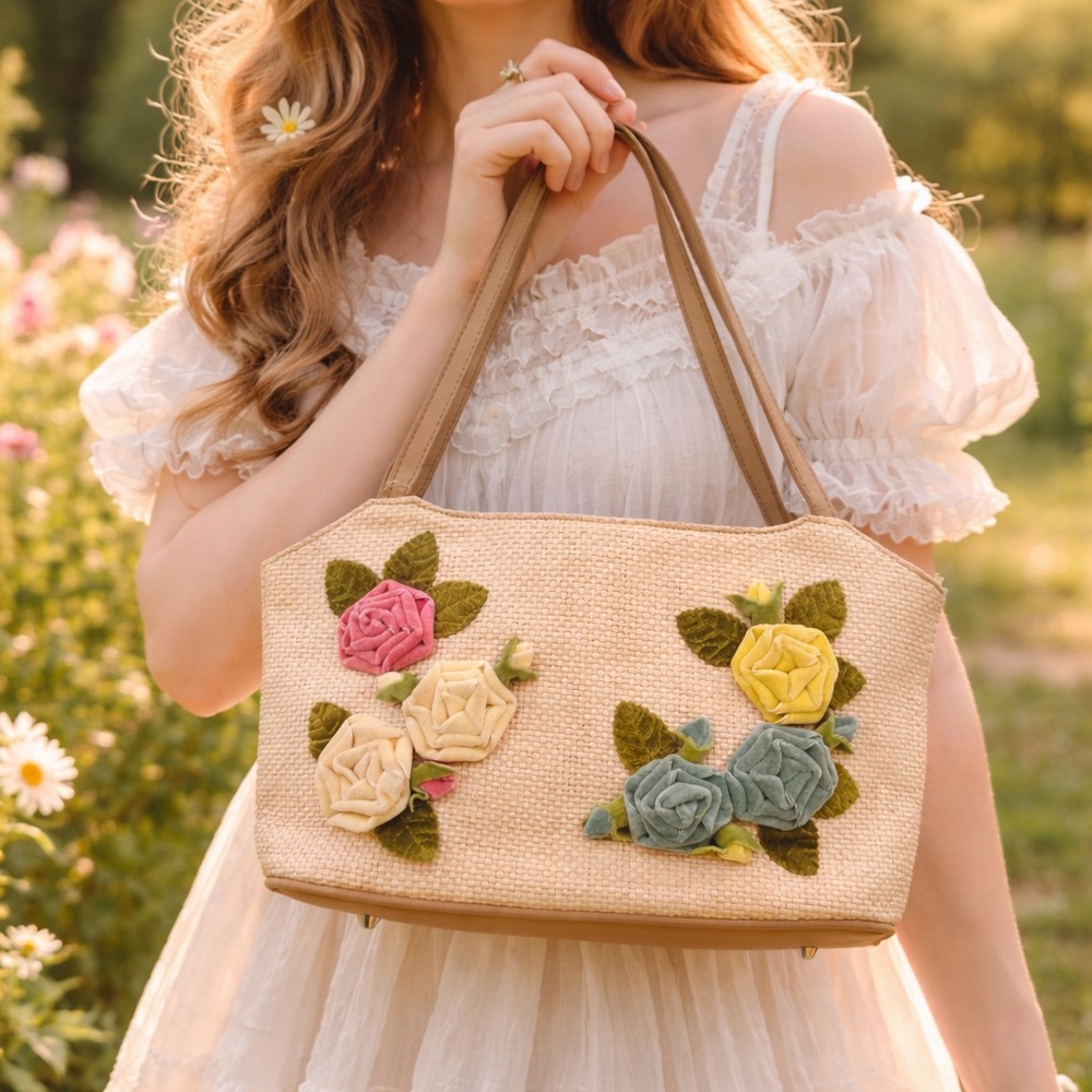 Fossil Forever Cottagecore Straw tote with Velvet flowers new